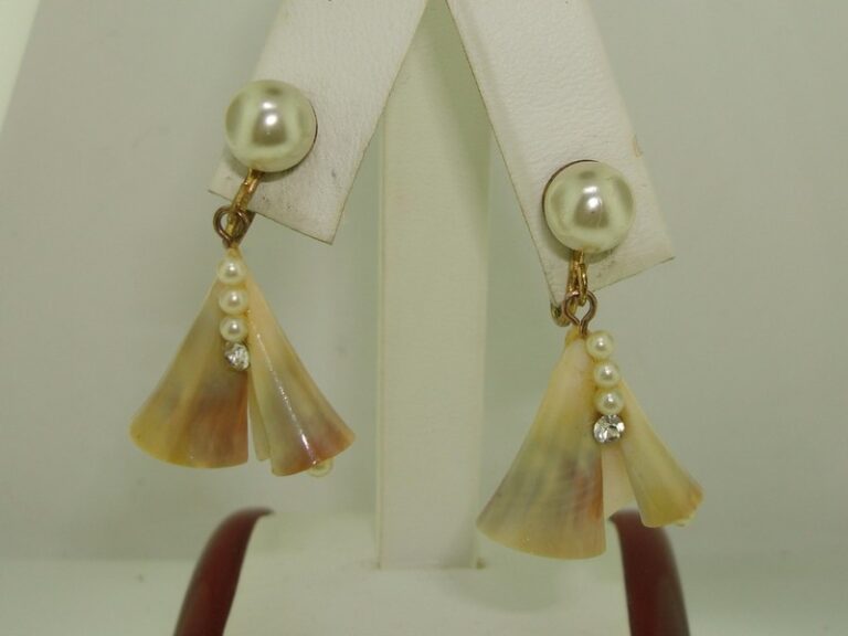 Vintage 1940s curled seashell faux pearl rhinestone earrings with gold wash