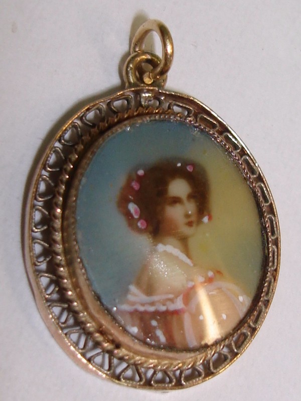 Antique Georgian miniature portrait in gold frame, hand-painted rose gold
