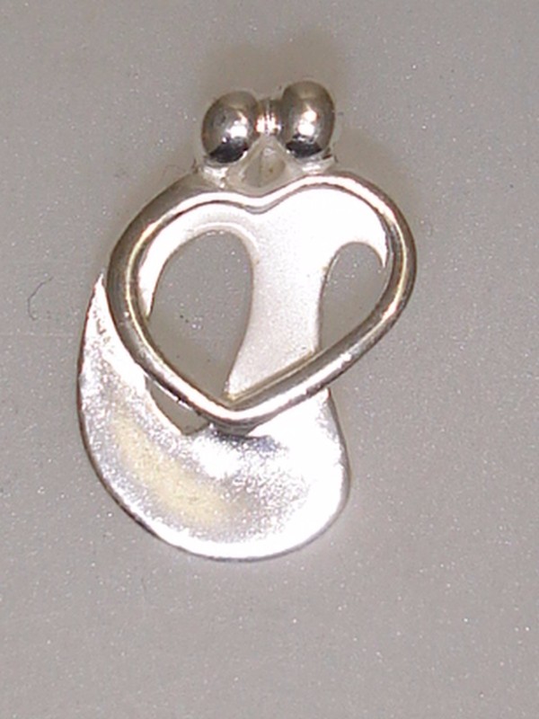 Carolyn Relios Pollack sterling silver couple heart pendant