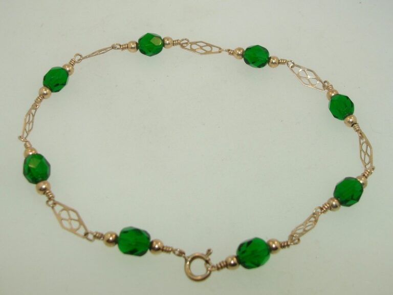 Vintage 1970s gold filled filigree bracelet with emerald green glass beads