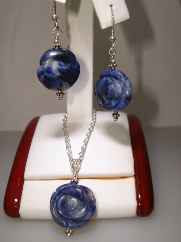 Sterling silver lapis lazuli rose necklace and earrings set