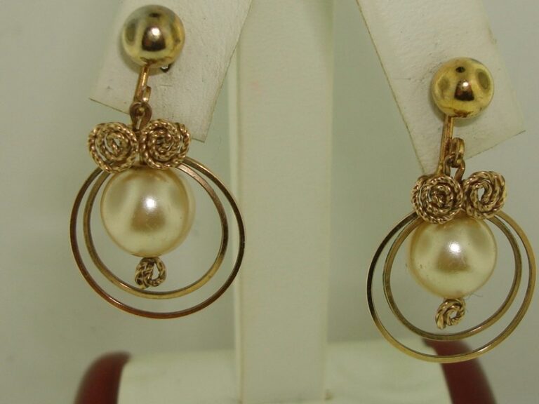 Vintage 1960s gold wire-wrapped faux pearl dangle earrings
