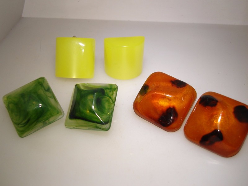 Vintage 1950s Lucite clip-on earrings set of 3 in yellow, green, and amber