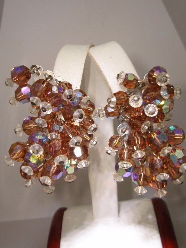 Vintage 1970s-80s Sparkling Crystal Clip-On Earrings