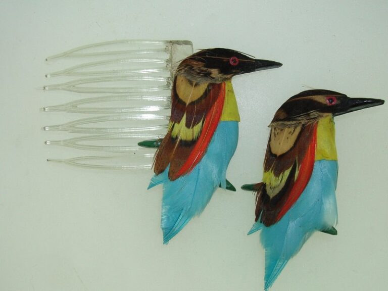Pair of vintage 1940s British bird feather pins