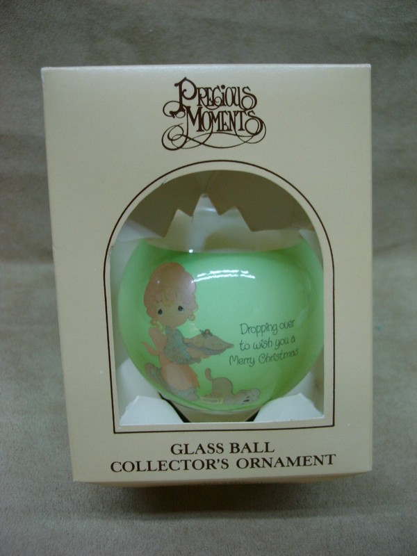 Vintage 1980 Precious Moments Christmas ornament, 'Dropping Over', new in box