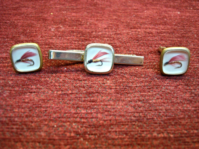 Vintage fly fishing cufflinks and tie bar set with real flies