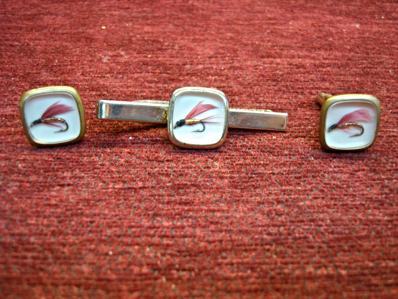 Vintage fly fishing cufflinks and tie bar set with real flies
