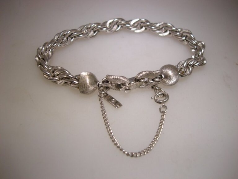 Vintage 1970s Monet Brushed Silver Braided Bracelet