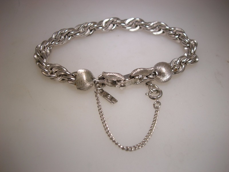Vintage 1970s Monet Brushed Silver Braided Bracelet