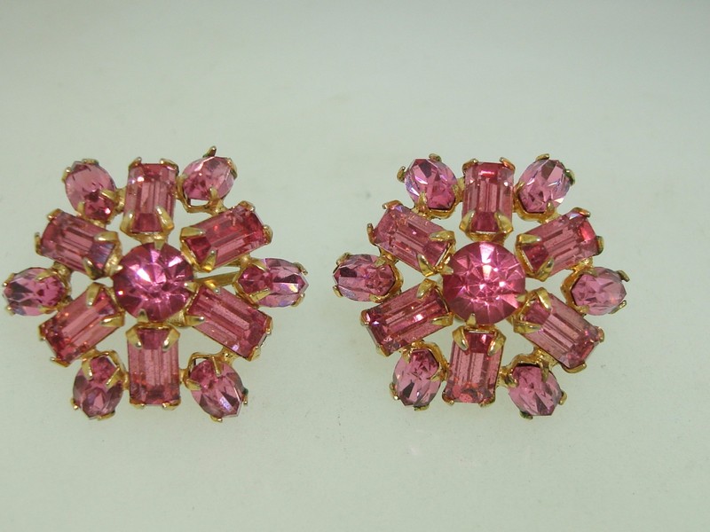 Vintage 1950s Gold Tone Rhinestone Earrings