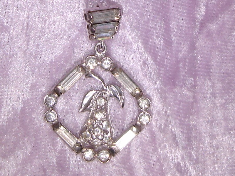 Vintage 1940s-50s vermeil sterling silver rhinestone pear-shaped pendant