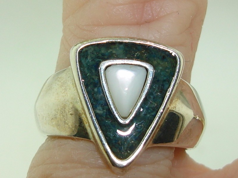 Vintage Carolyn Relios Pollack sterling silver ring with turquoise and mother of pearl inlay, size 5