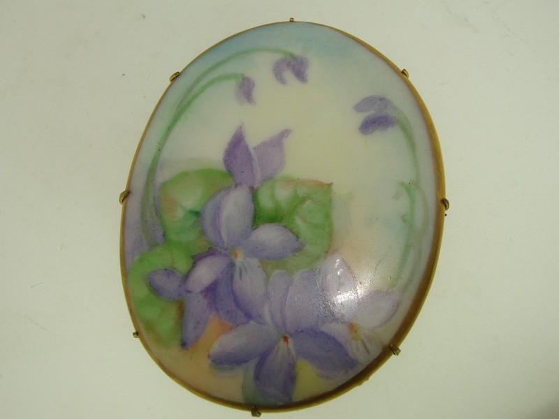 Antique Victorian Limoges porcelain pin brooch with hand-painted violets and gold trim