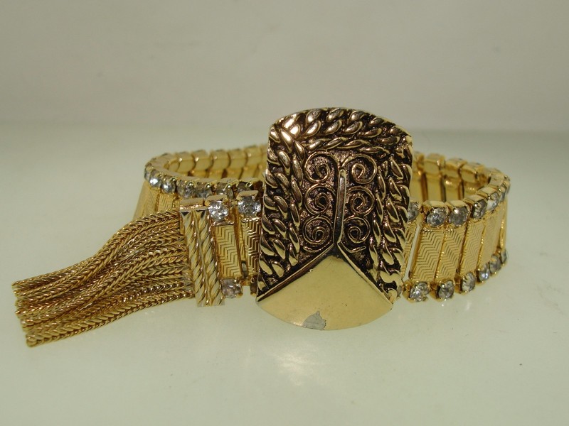 Vintage 1950s Parco Gold Tone Rhinestone Mesh Fringe Bracelet