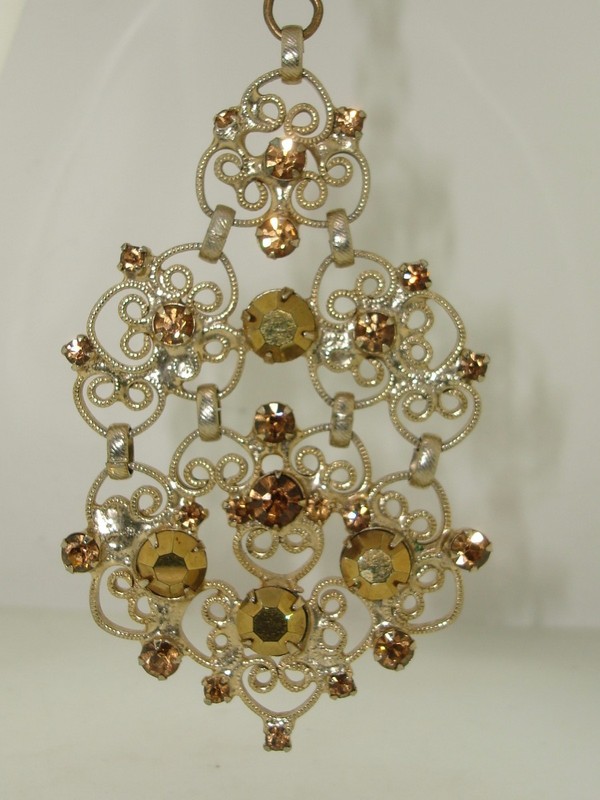 Vintage 1960s-70s Filigree Champagne Rhinestone Pendant Necklace