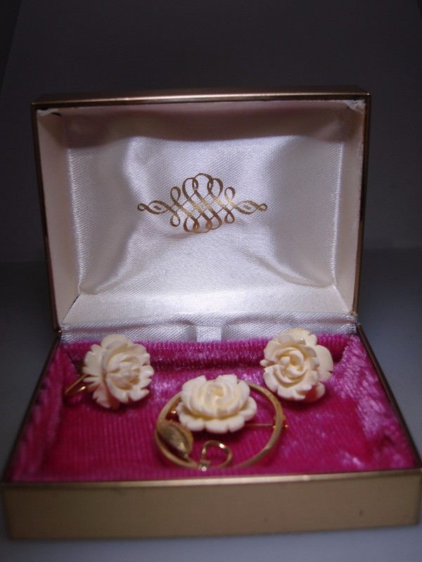 Vintage Burt Cassell gold-filled carved rose pin and earrings set