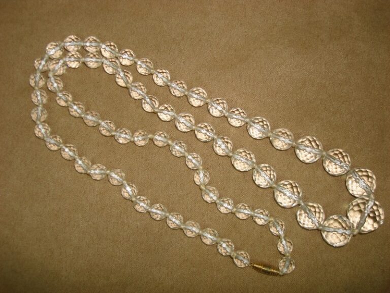 Vintage 30 inch crystal beaded necklace with graduated faceted beads