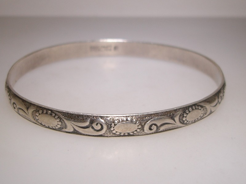 Art Nouveau bangle bracelet by Danecraft, 1930s, Sterling Silver, Felch & Co. hallmark