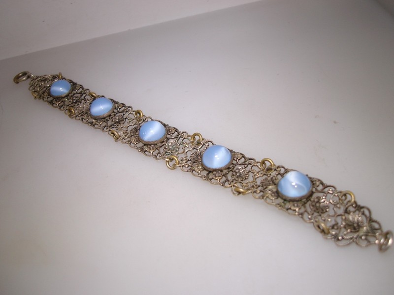 Vintage silver washed floral filigree bracelet with faux moonstone cabochons