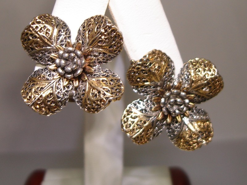 Vintage gold-washed filigree flower clip-on earrings signed ART