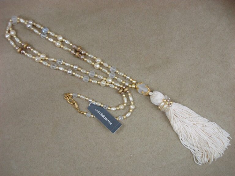 Vintage Liz Claiborne gold and champagne tassel necklace, new with tags