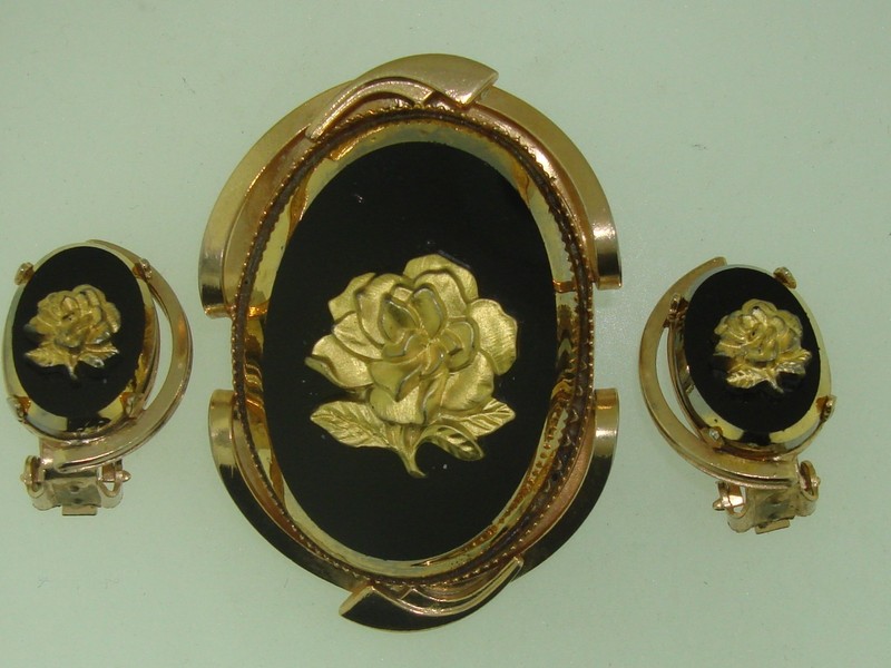 Vintage mid-century black molded glass and gold rose pin and earring set