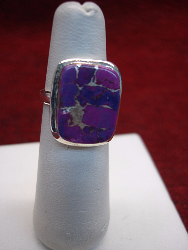 Vintage sterling silver purple turquoise ring, size 6 3/4