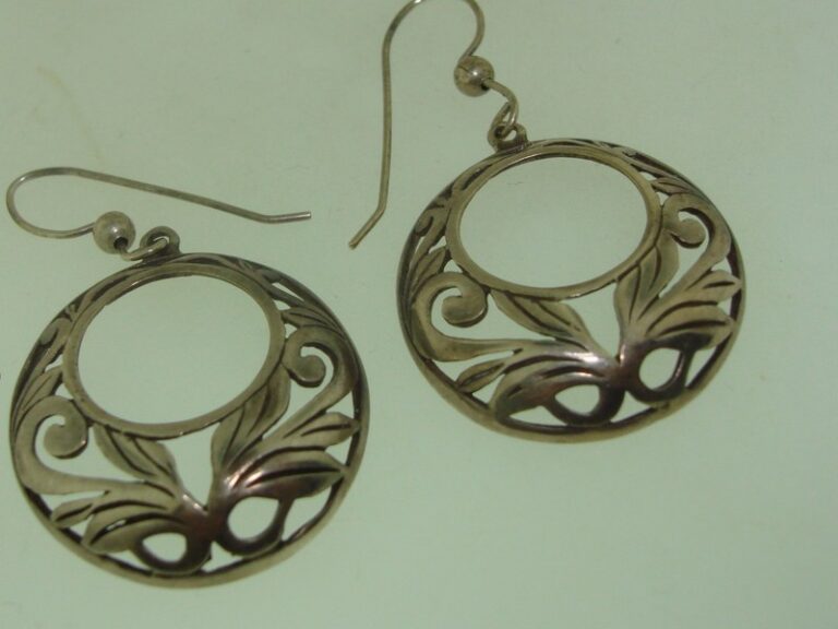 Vintage 1950s-60s Mexican Sterling Silver Dangle Earrings