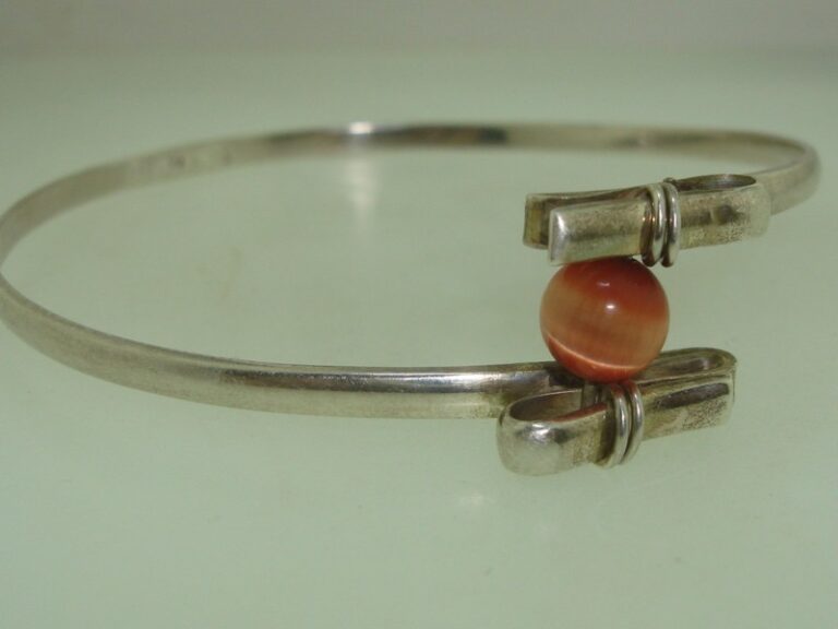Vintage 1970s Mexican sterling silver bangle bracelet with iridescent orange/brown glass beads, signed HOB