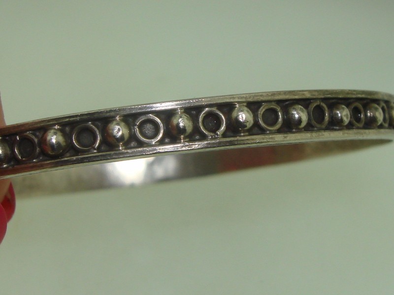 Vintage sterling silver bangle bracelet from Mexico (1940s-1950s)