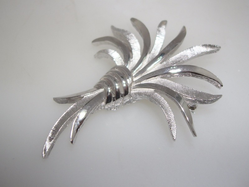 Vintage Crown Trifari silver pin brooch, 1960s, frond design
