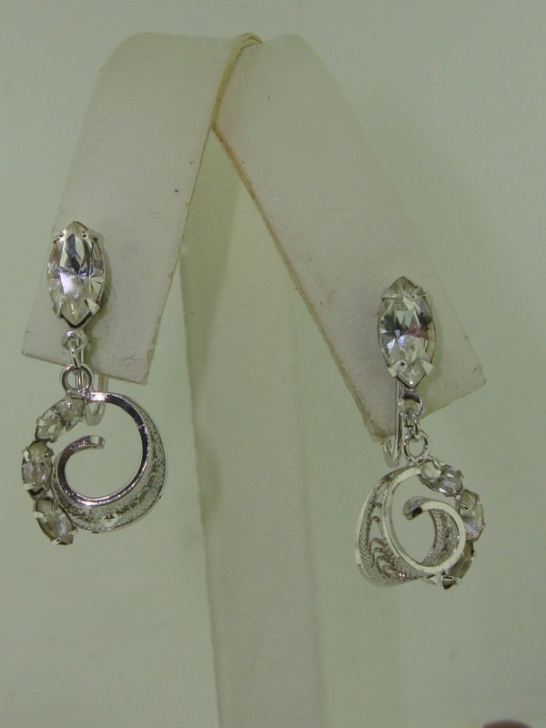 Vintage 1960s Ann Lee sterling silver rhinestone dangle earrings