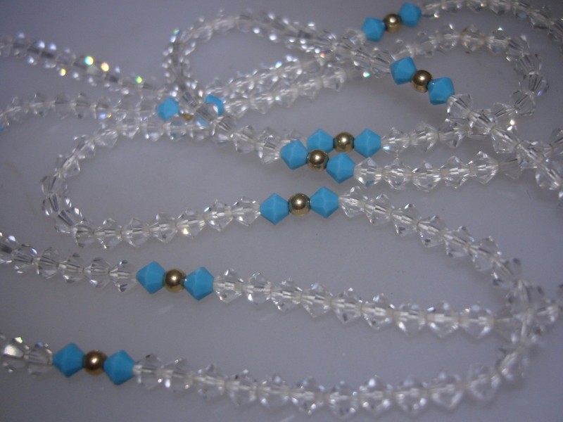 Vintage 1930s-40s clear and turquoise glass bicone necklace