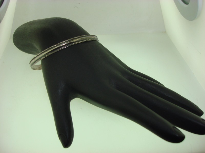 Vintage Art Deco sterling silver beaded bangle bracelet