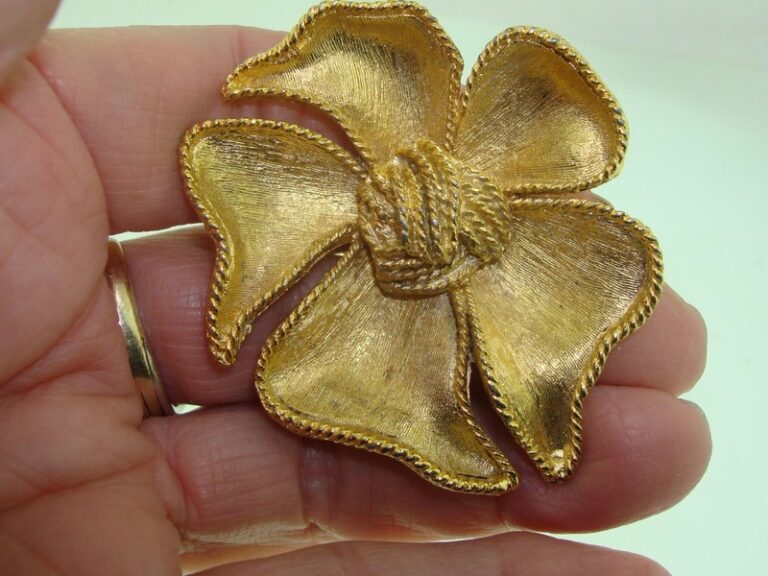 Vintage brushed gold flower pin, 1950s-60s, marked BSK