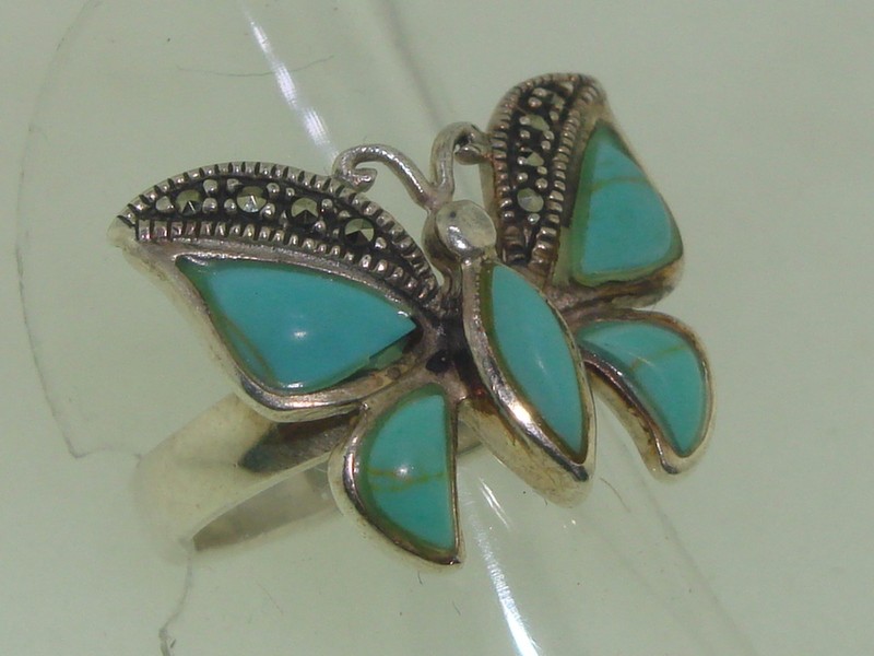 Sterling silver ring with turquoise and marcasite stones, size 7 1/2