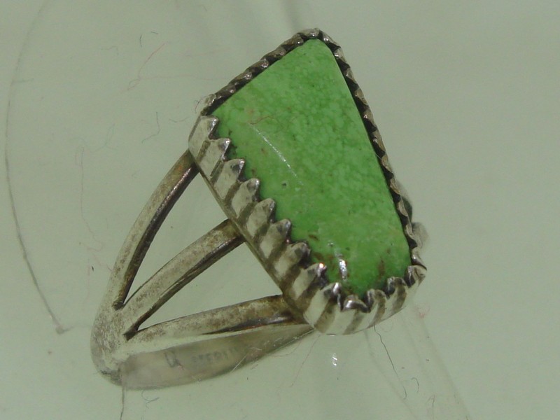 Vintage signed Desert Rose sterling silver gaspeite ring (size 7)