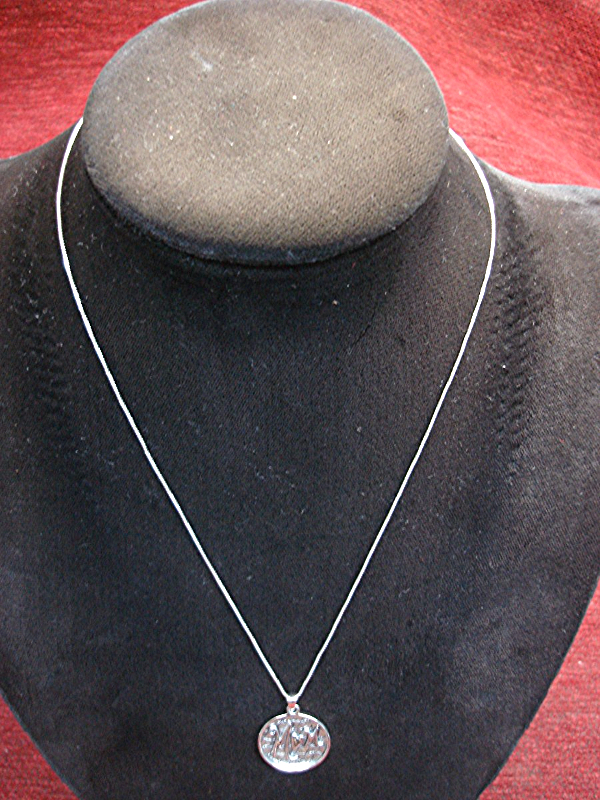 Sterling silver 'MOM' pendant with 'LOVE YOU' script and chain