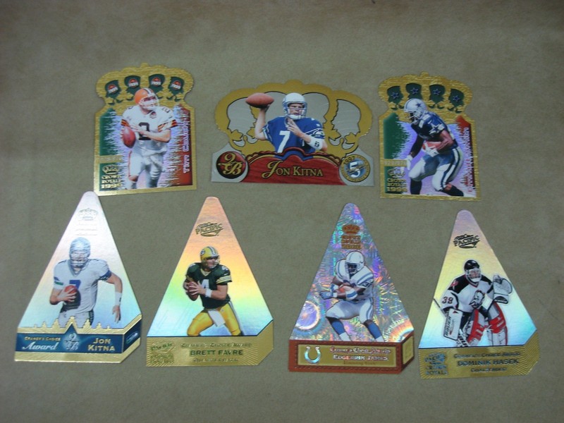6 Pacific Crown Inserts featuring Brett Favre, Emmitt Smith, Edgerrin James and more.