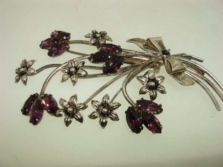 Vintage 1940s Coro Sterling Silver and Purple Rhinestone Floral Brooch Pin