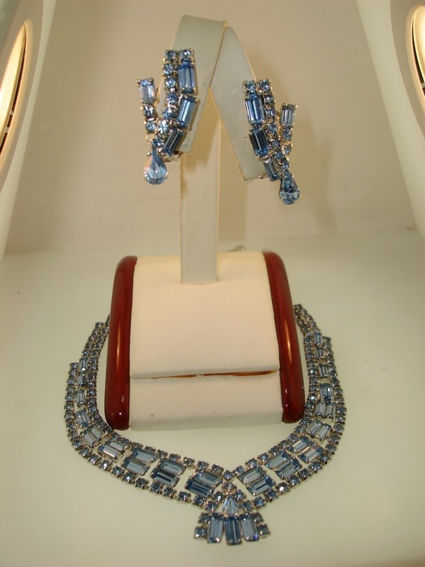 Vintage 1960s blue rhinestone choker and earring set