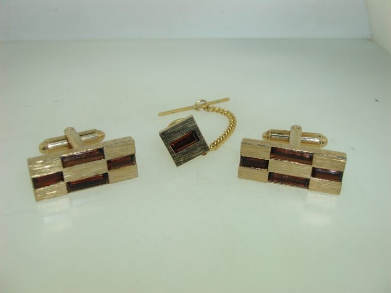 Vintage 1960s-70s gold tone topaz rhinestone cufflinks and tie tac set