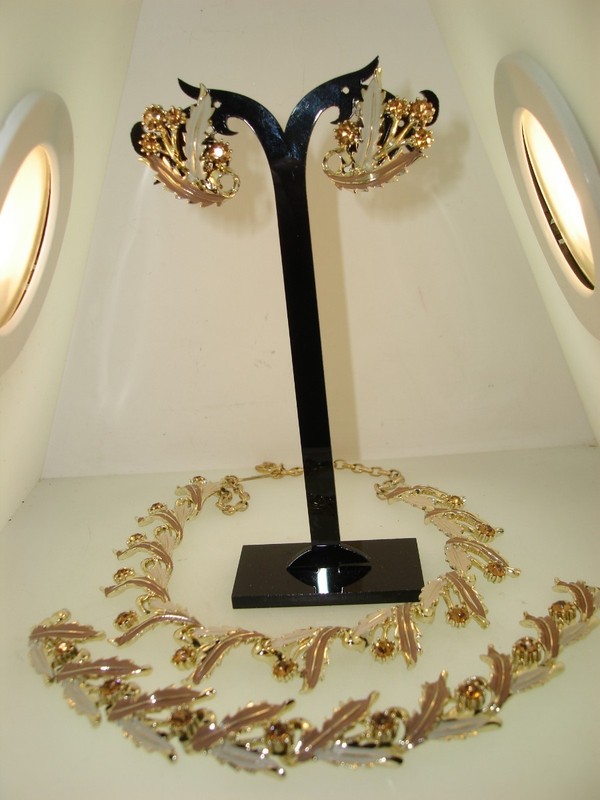 Vintage 1950s-60s enamel leaf and rhinestone jewelry set