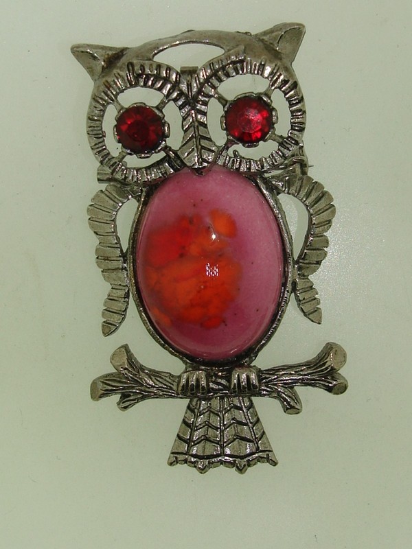 Vintage art glass owl pin and pendant with red rhinestone eyes and jelly belly design