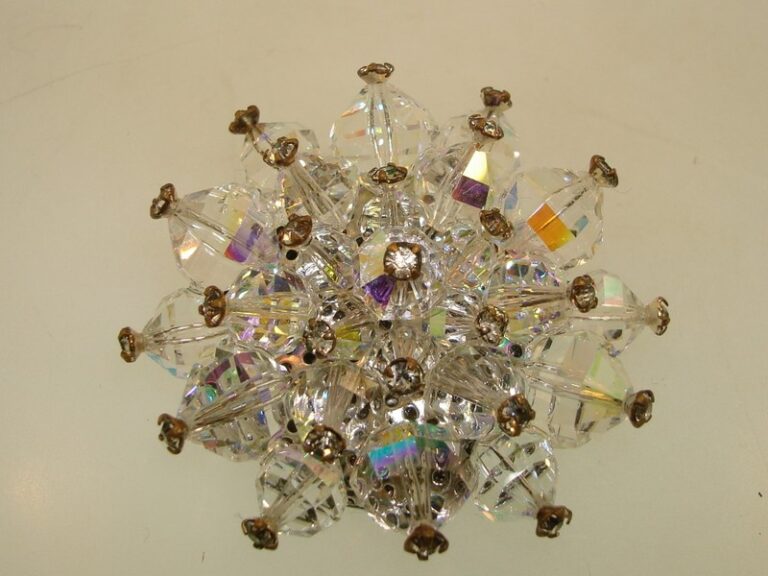 Vintage 1960s AB Crystal and Rhinestone Pin