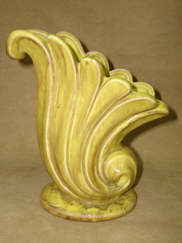 Vintage 1940s Gonder Originals Yellow/Lime Pottery Cornucopia Vase #360