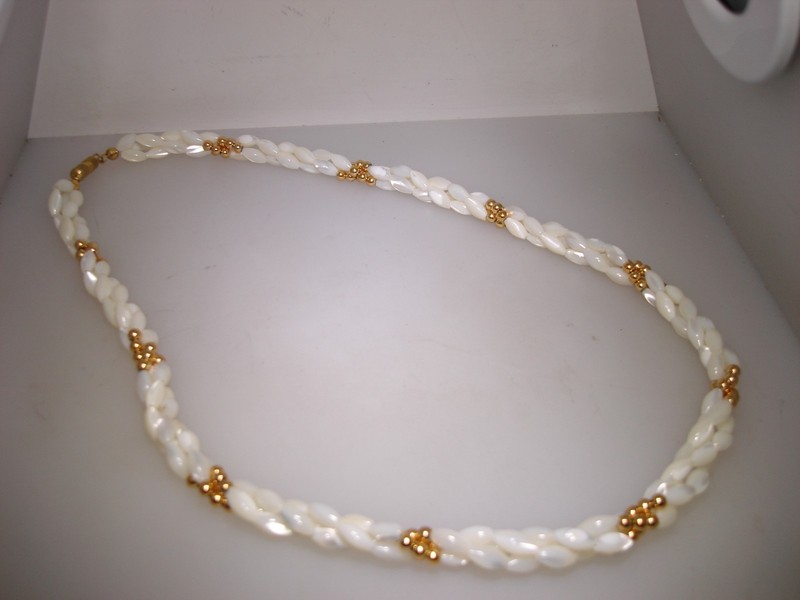Vintage cream mother-of-pearl and gold beaded necklace