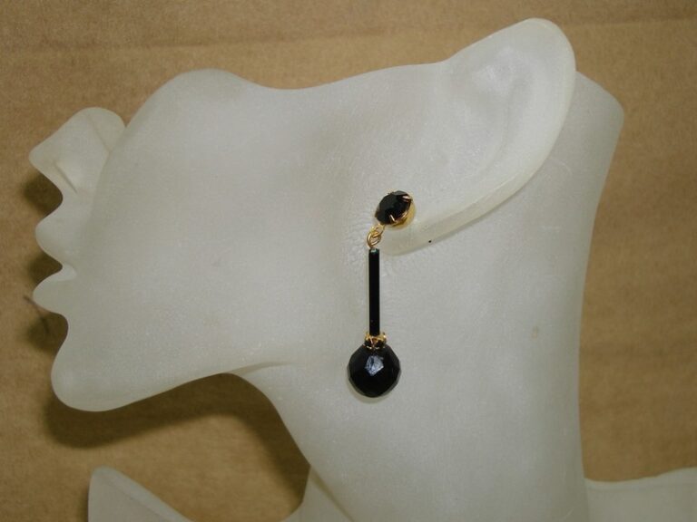 Vintage 1970s black glass bead dangle earrings, gold-tone metal, faceted round beads, tube beads, prong-set stones, excellent condition