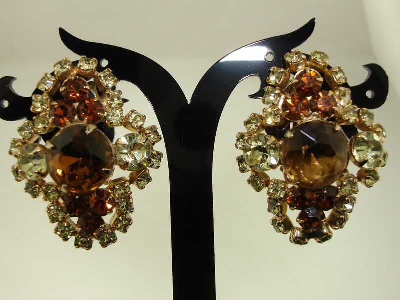 Vintage 1960s-70s amber and green rhinestone clip-on earrings